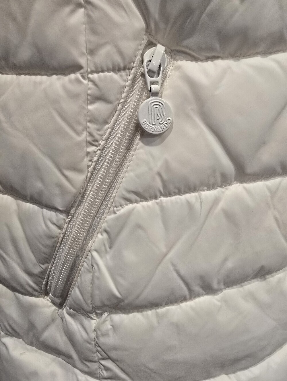 Bernardo Ivory/White Primaloft Packable Puffer Jacket with Eyelet Detail Size S - Picture 6 of 10